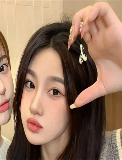 带你走进《震惊，穷酸老婆竟是高门千金》的幕后世界：斯坦尼康的稳定运动与流畅感 带你了解电影制作的点点滴滴